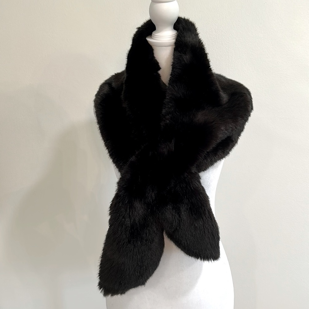 Ted Baker reversible black faux fur scarf NWOT